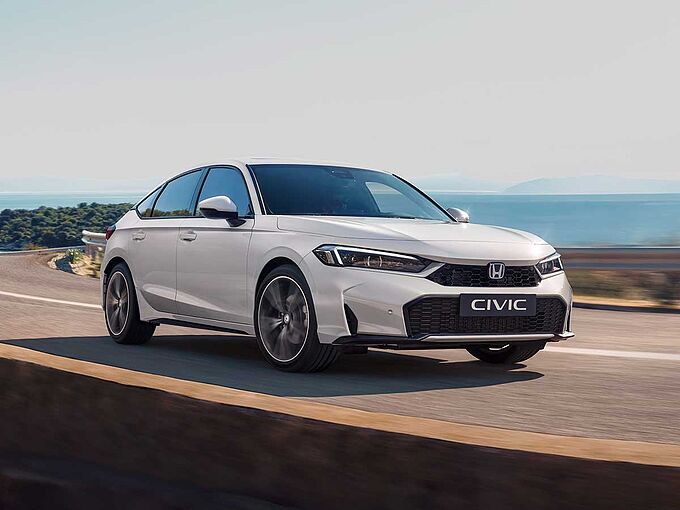 Civic e:HEV 2025