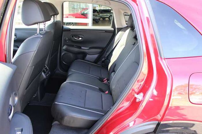 Honda ZR-V e: HEV Sport