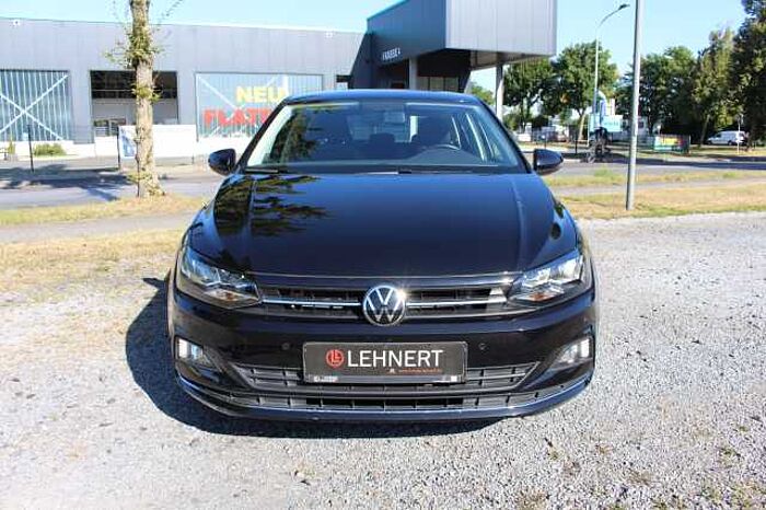 Volkswagen Polo VI 1.0 TSI Highline Navi