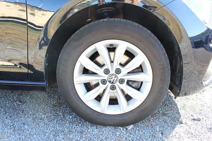 Volkswagen Polo VI 1.0 TSI Highline Navi