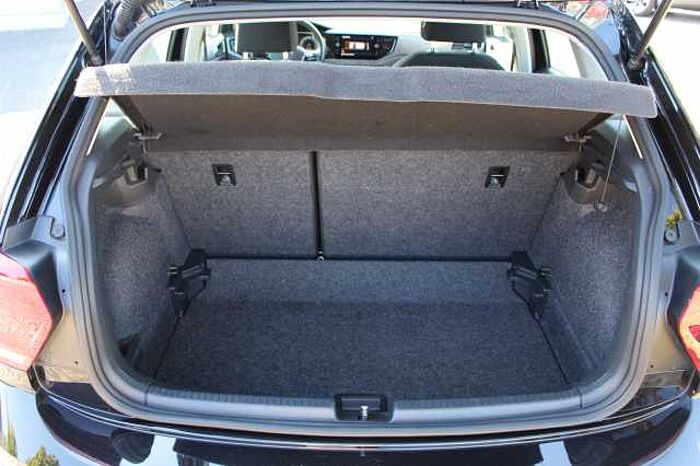 Volkswagen Polo VI 1.0 TSI Highline Navi