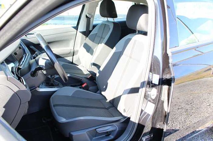 Volkswagen Polo VI 1.0 TSI Highline Navi
