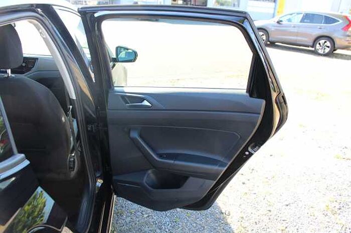 Volkswagen Polo VI 1.0 TSI Highline Navi