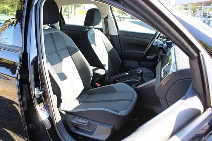 Volkswagen Polo VI 1.0 TSI Highline Navi