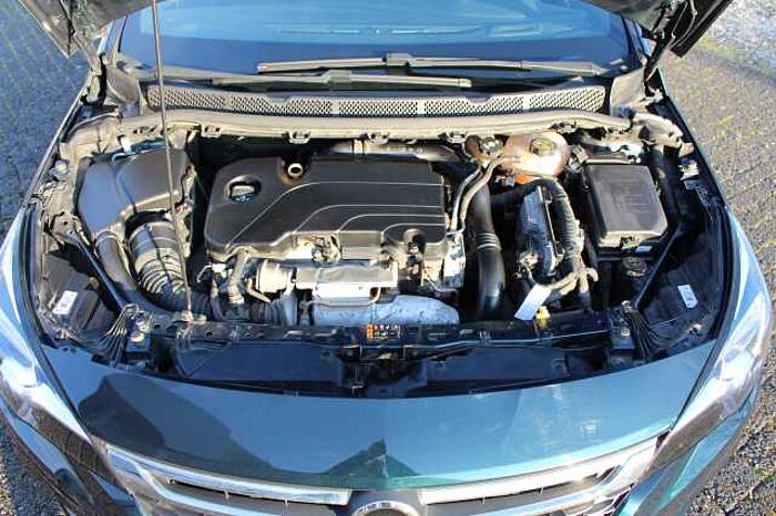 Opel Astra Sports Tourer 1.4 Turbo Dynamic