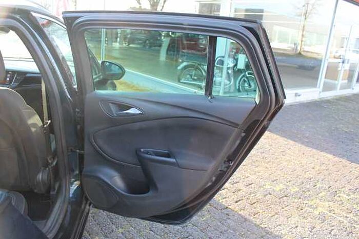 Opel Astra Sports Tourer 1.4 Turbo Dynamic