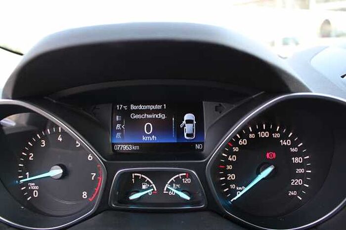 Ford Kuga 1.5 EcoBoost 2x4 Titanium