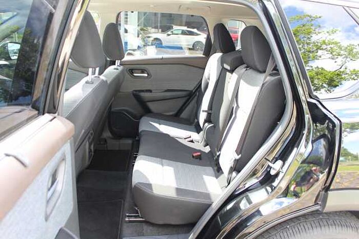 Nissan X-Trail 1.5 Mild-Hybrid N-Connecta AHK