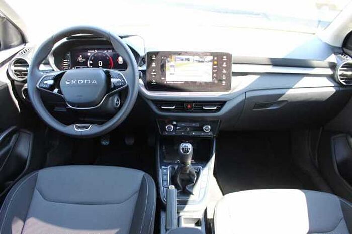 SKODA Fabia IV 1.0 TSI Tour Navi