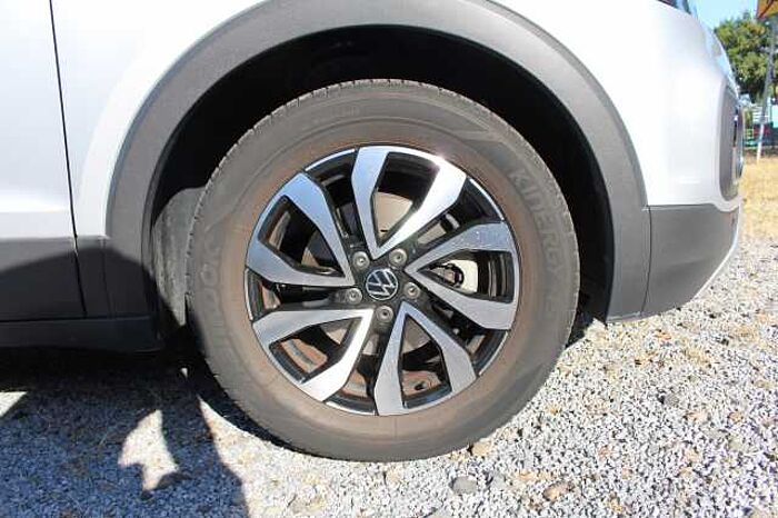 Volkswagen T-Cross 1.0 TSI ACTIVE AHK NAVI