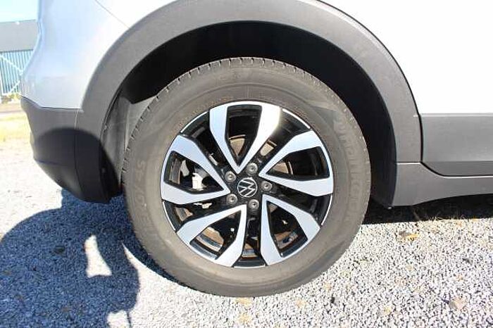 Volkswagen T-Cross 1.0 TSI ACTIVE AHK NAVI