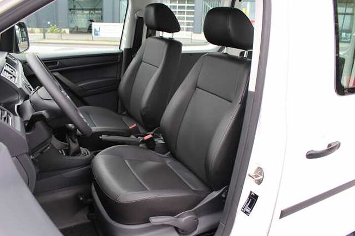 Volkswagen Caddy TSI BMT 1.2 TSI Anhängerkupplung