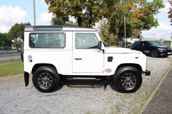 Land Rover Defender 90 DPF Station Wagon LXV AHK