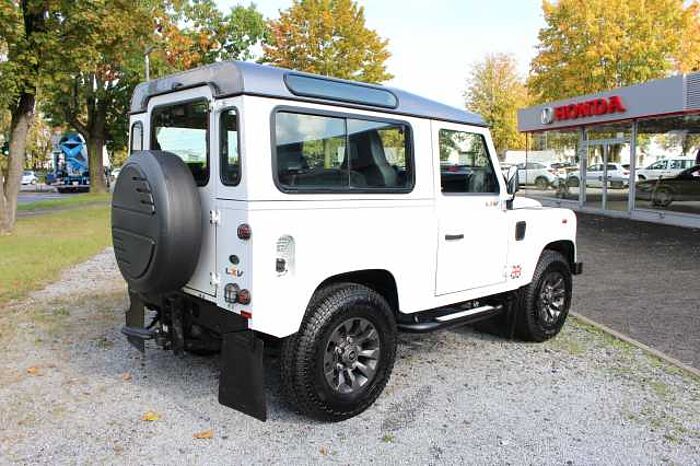 Land Rover Defender 90 DPF Station Wagon LXV AHK