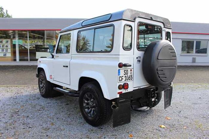 Land Rover Defender 90 DPF Station Wagon LXV AHK