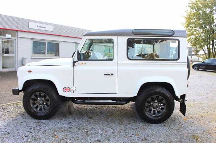 Land Rover Defender 90 DPF Station Wagon LXV AHK